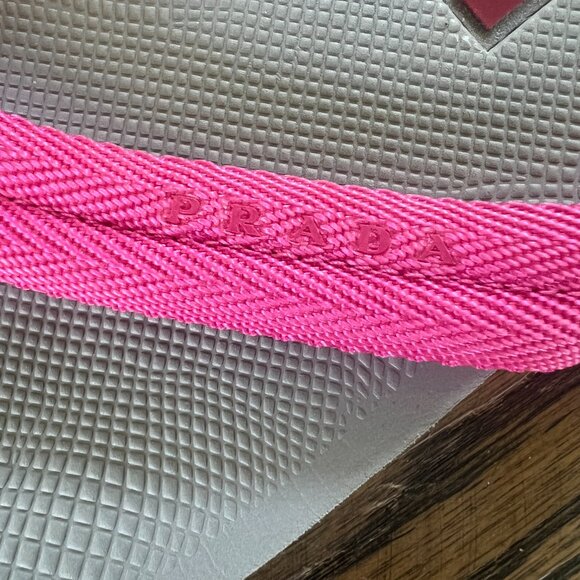 PRADA ~ FLIP FLOPS/THONG SANDALS Pink ~ SIZE EUR 37 ~ 6.5/7 - Picture 5 of 9